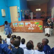 Un livre à la récré: Aminata et les trois lions